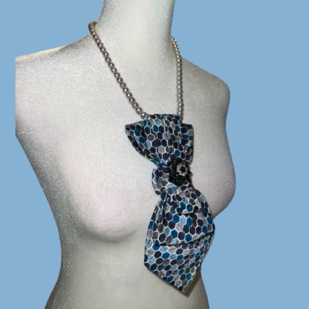 “Dainty Dapper”Blue Hexagon Patterned Necktie Nec… - image 5